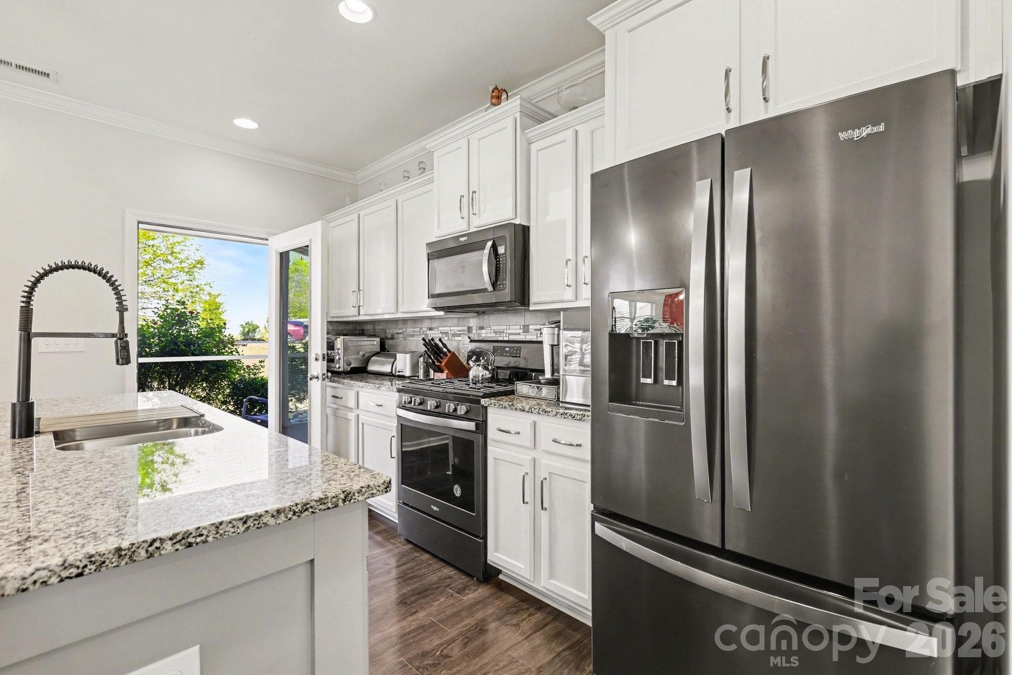 Single Family Residence at 2715 Watergarden Street, York, photo 8 of 27