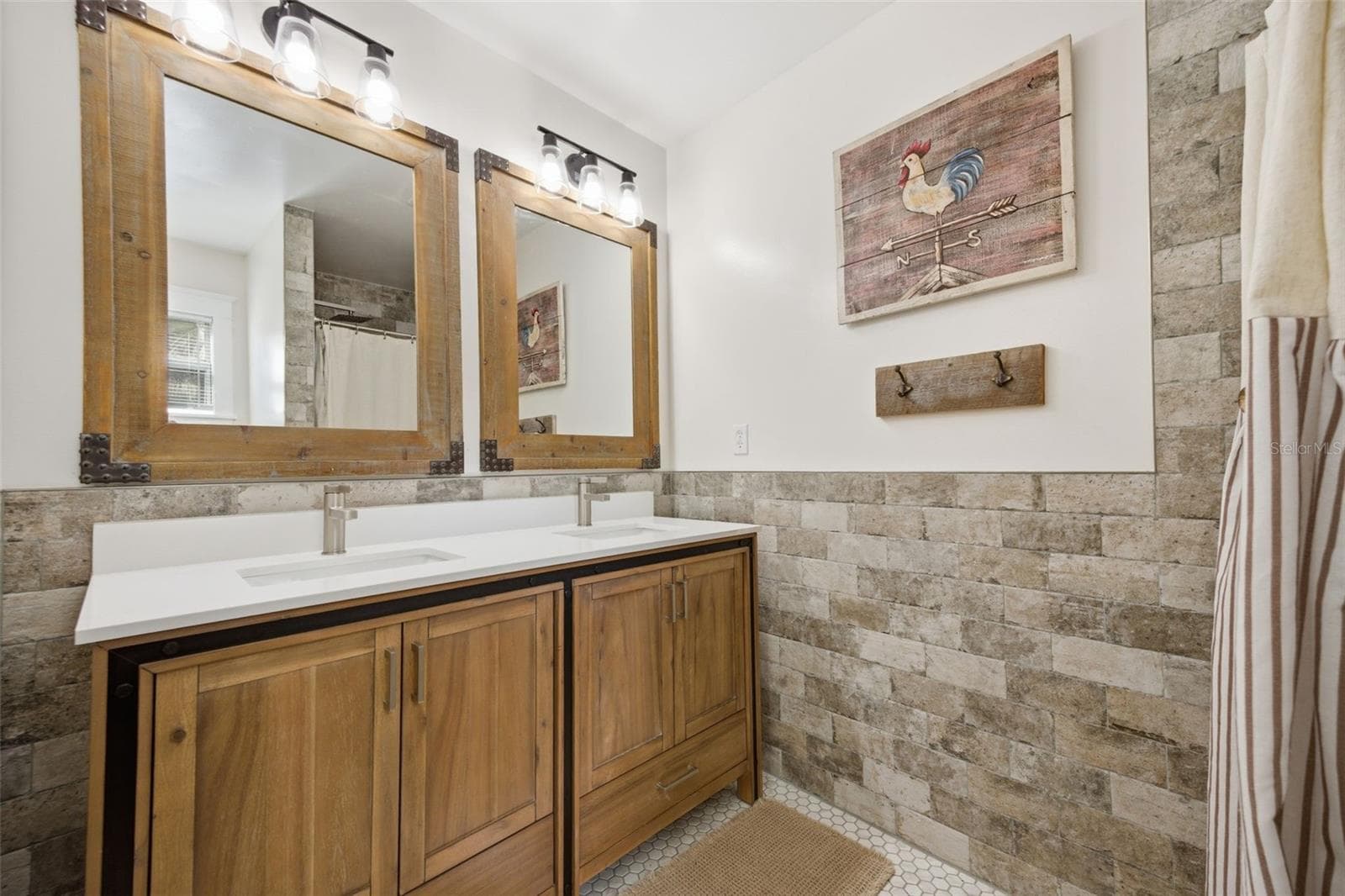 Primary Bathroom - 3752 OLD KEYSTONE RD, TARPON SPRINGS