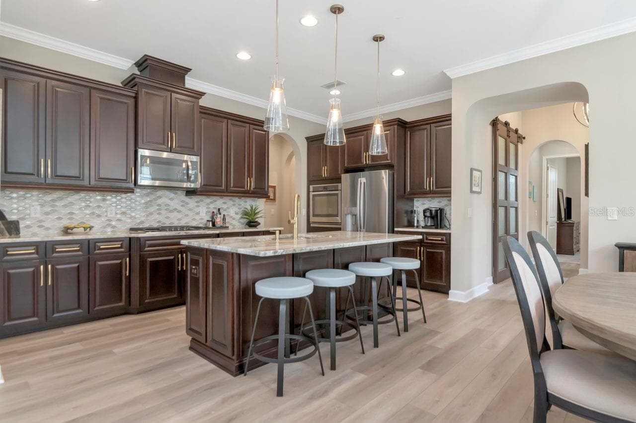 Kitchen - 4170 BARLETTA CT, WESLEY CHAPEL