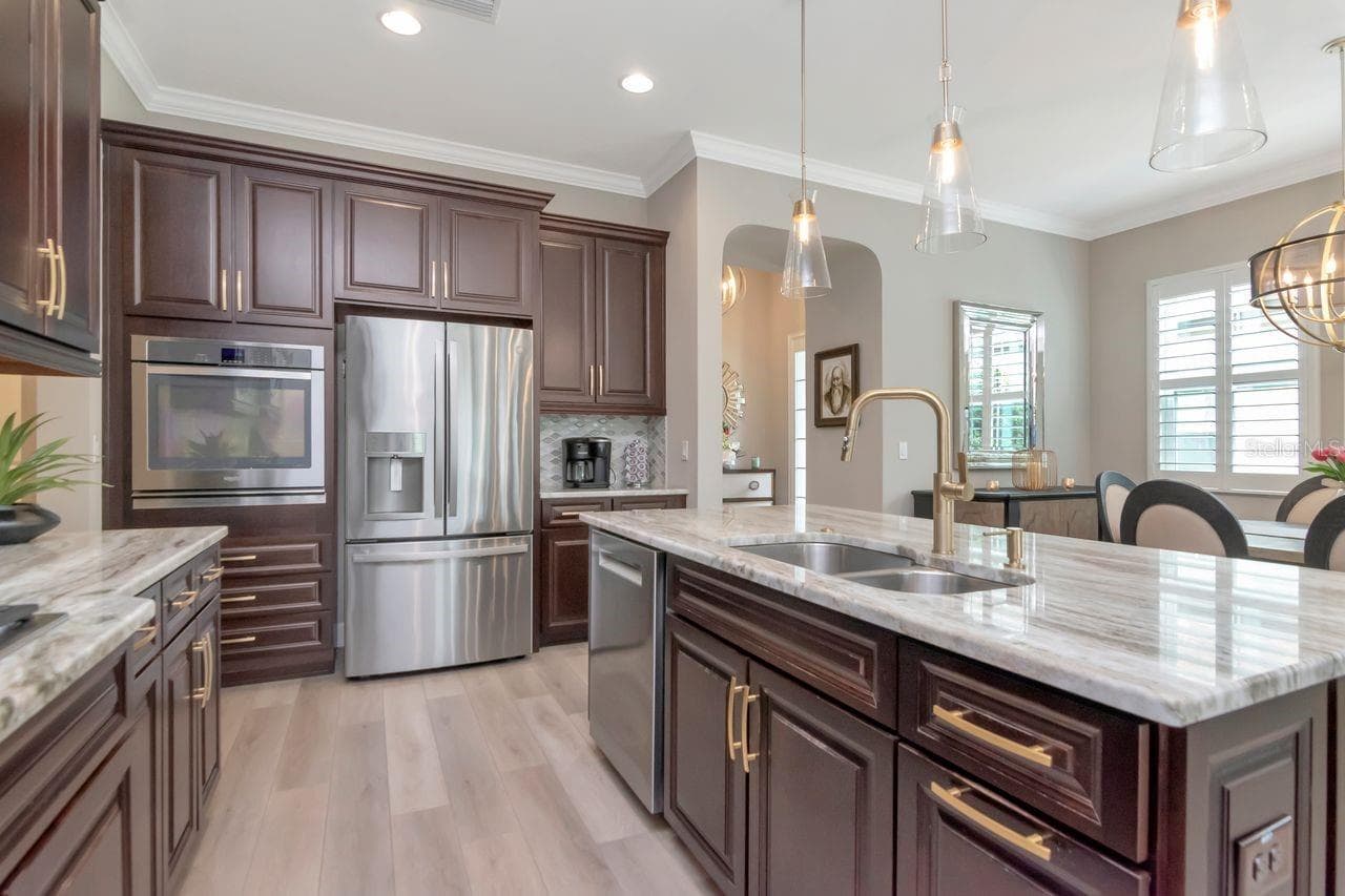Kitchen - 4170 BARLETTA CT, WESLEY CHAPEL