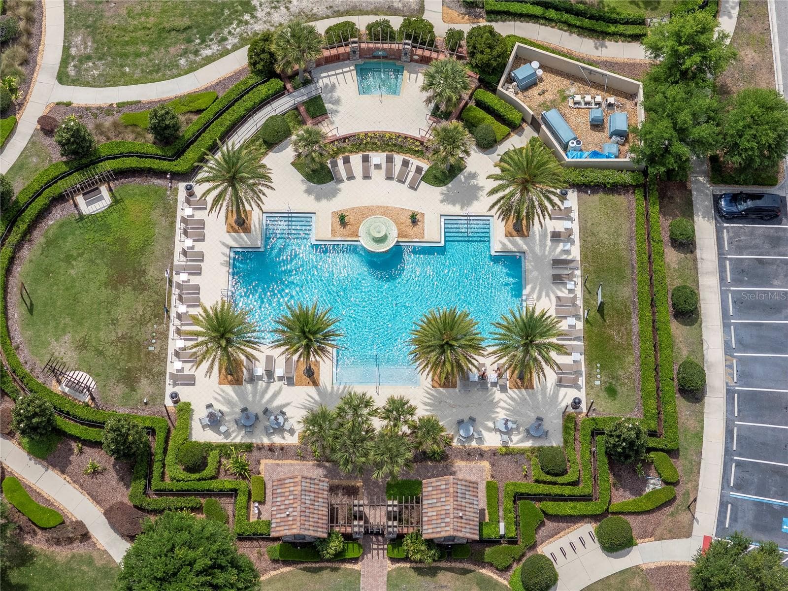 Santeri Pool - 4170 BARLETTA CT, WESLEY CHAPEL