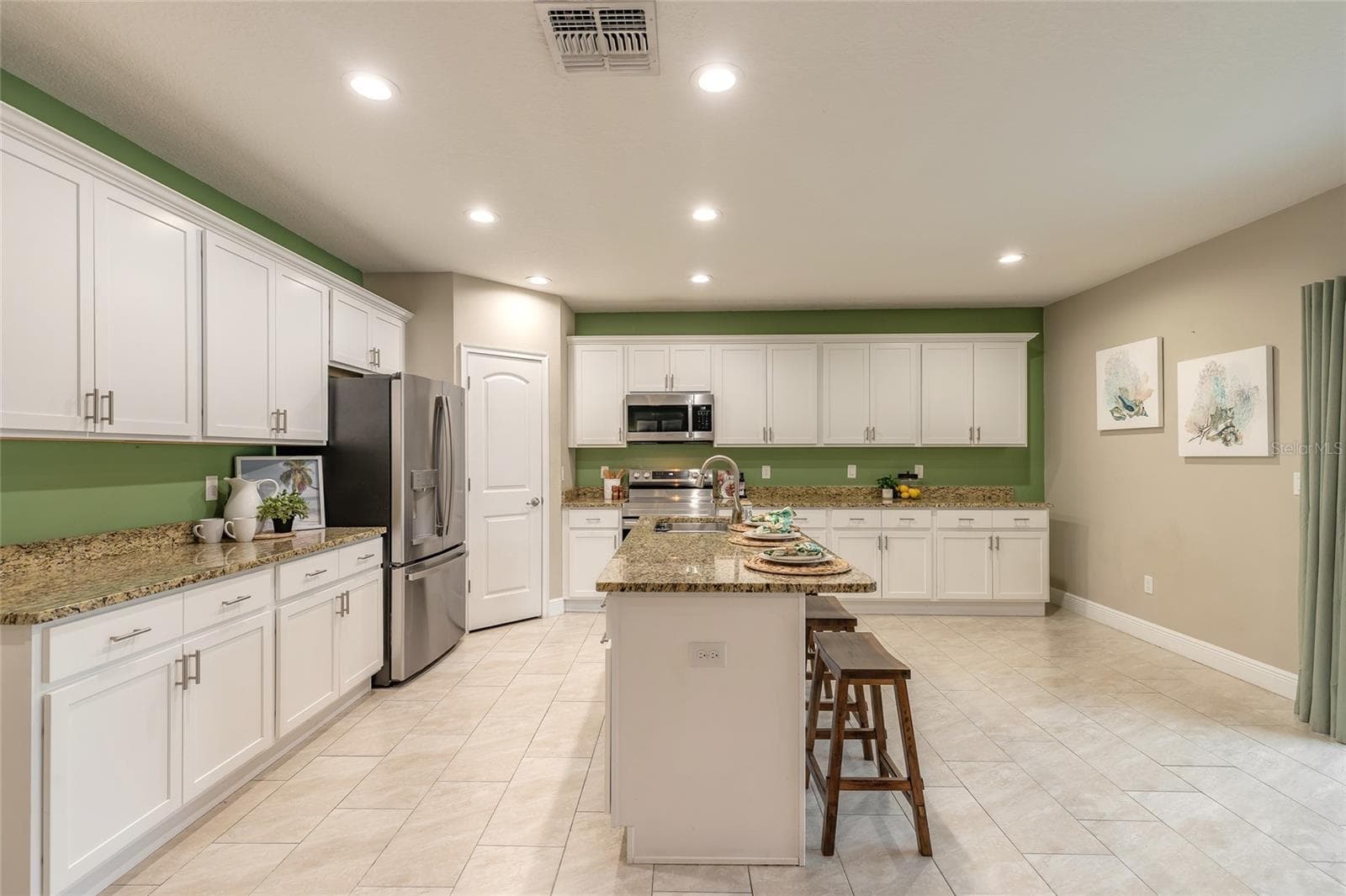 Townhouse at OCEANS 25, DAYTONA BEACH SHORES, photo 14 of 43