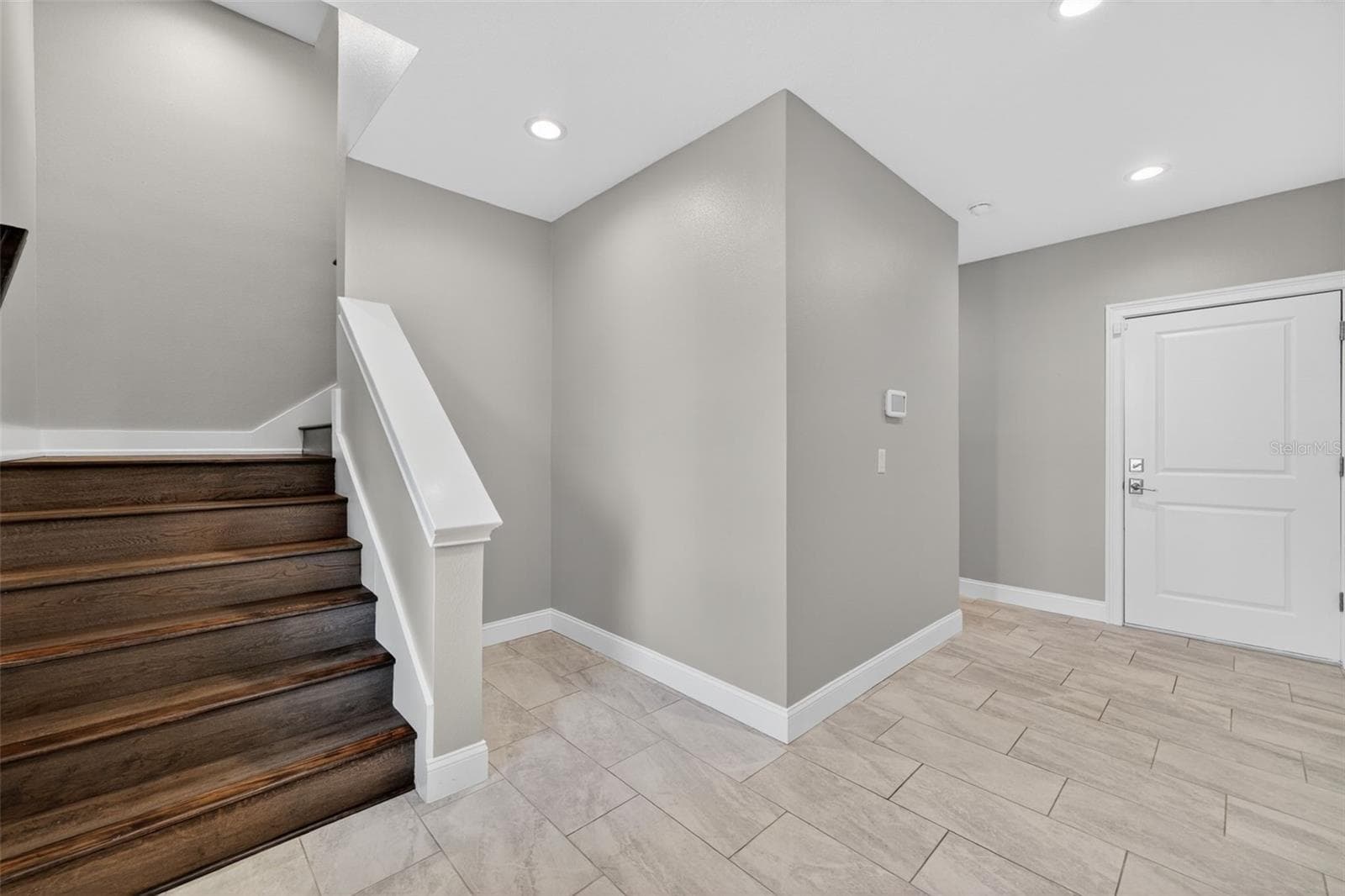 Single Family Residence at 13 TREASURE LN, TREASURE ISLAND, photo 6 of 98