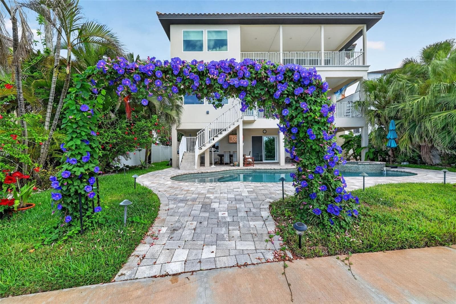 Single Family Residence at 13 TREASURE LN, TREASURE ISLAND, photo 15 of 98