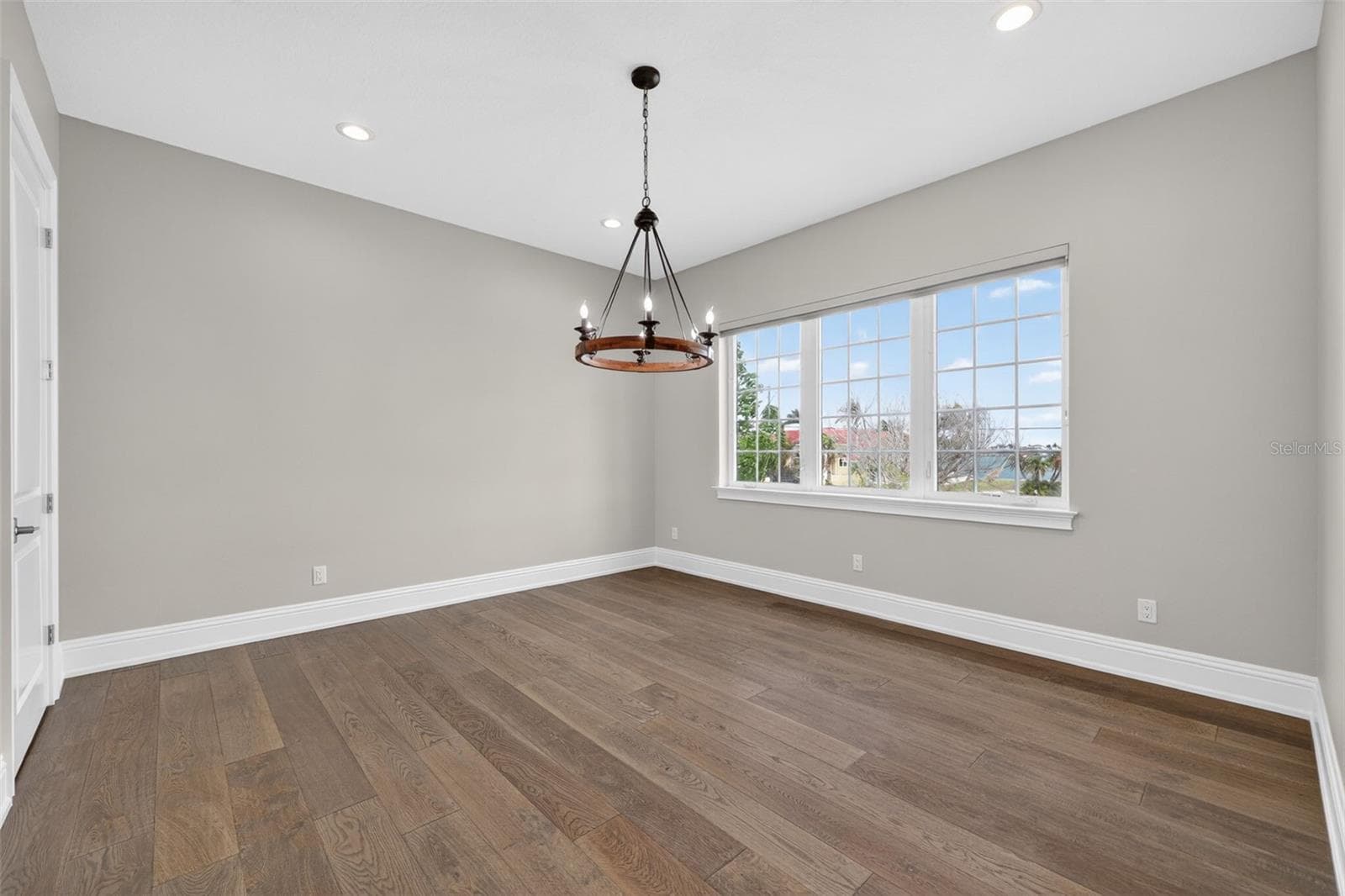 Single Family Residence at 13 TREASURE LN, TREASURE ISLAND, photo 29 of 98