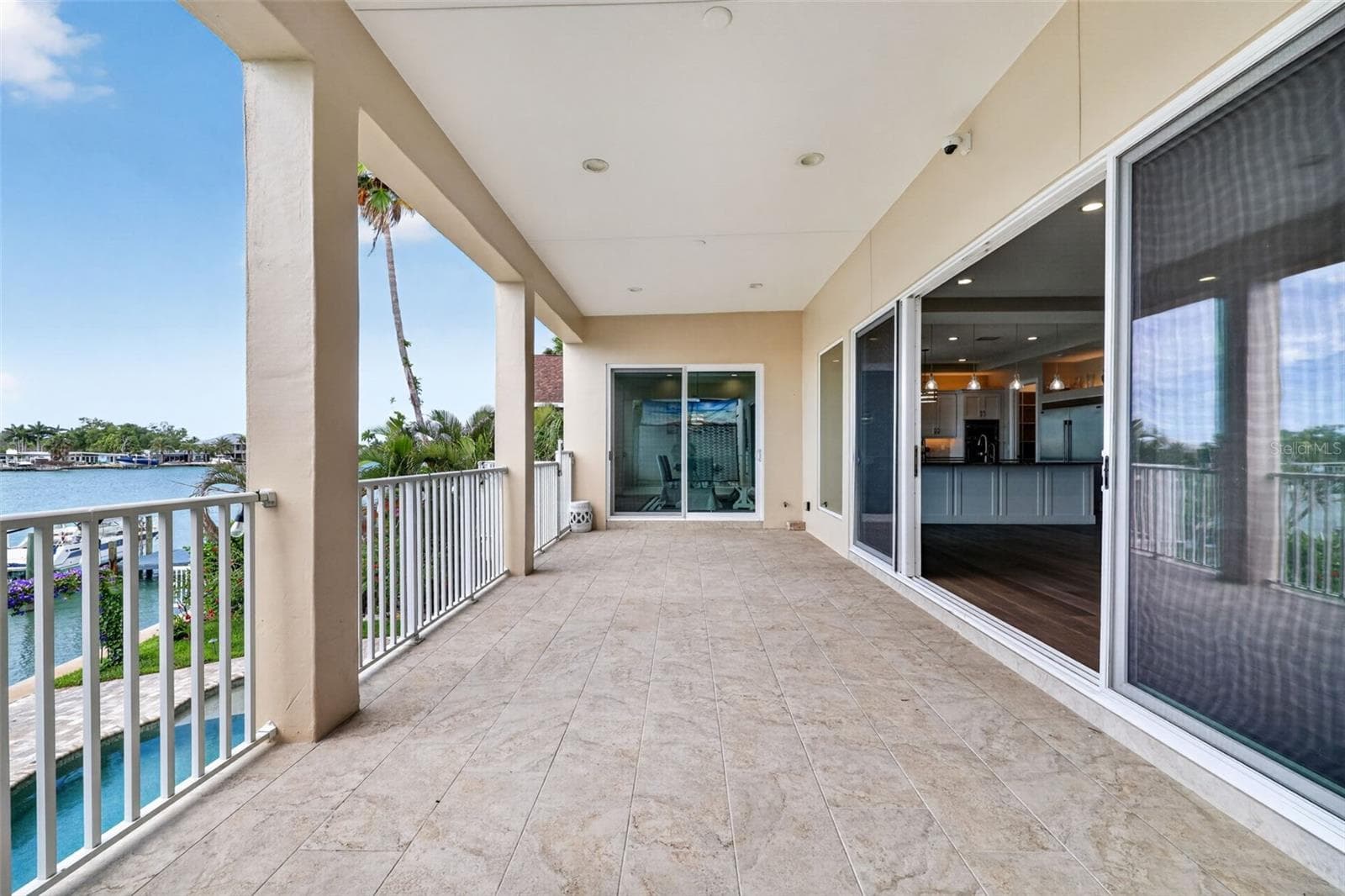 Single Family Residence at 13 TREASURE LN, TREASURE ISLAND, photo 33 of 98