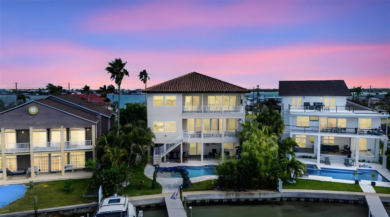 Single Family Residence at 13 TREASURE LN, TREASURE ISLAND, photo 39 of 98
