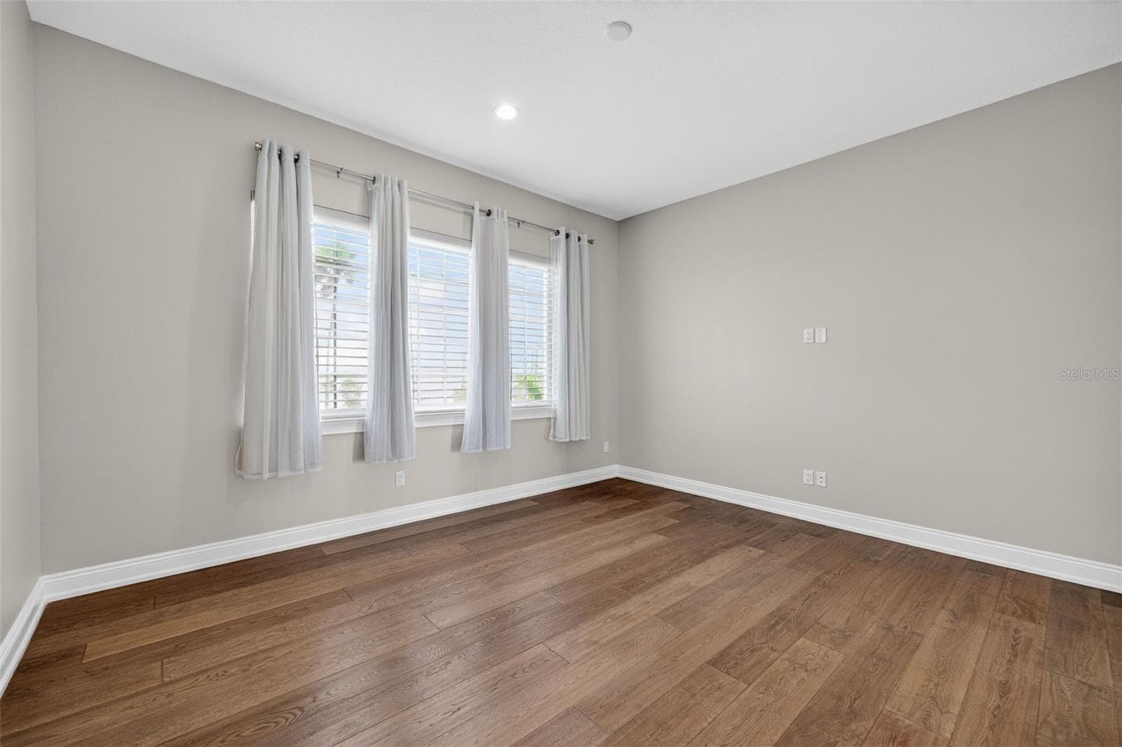 Single Family Residence at 13 TREASURE LN, TREASURE ISLAND, photo 67 of 98