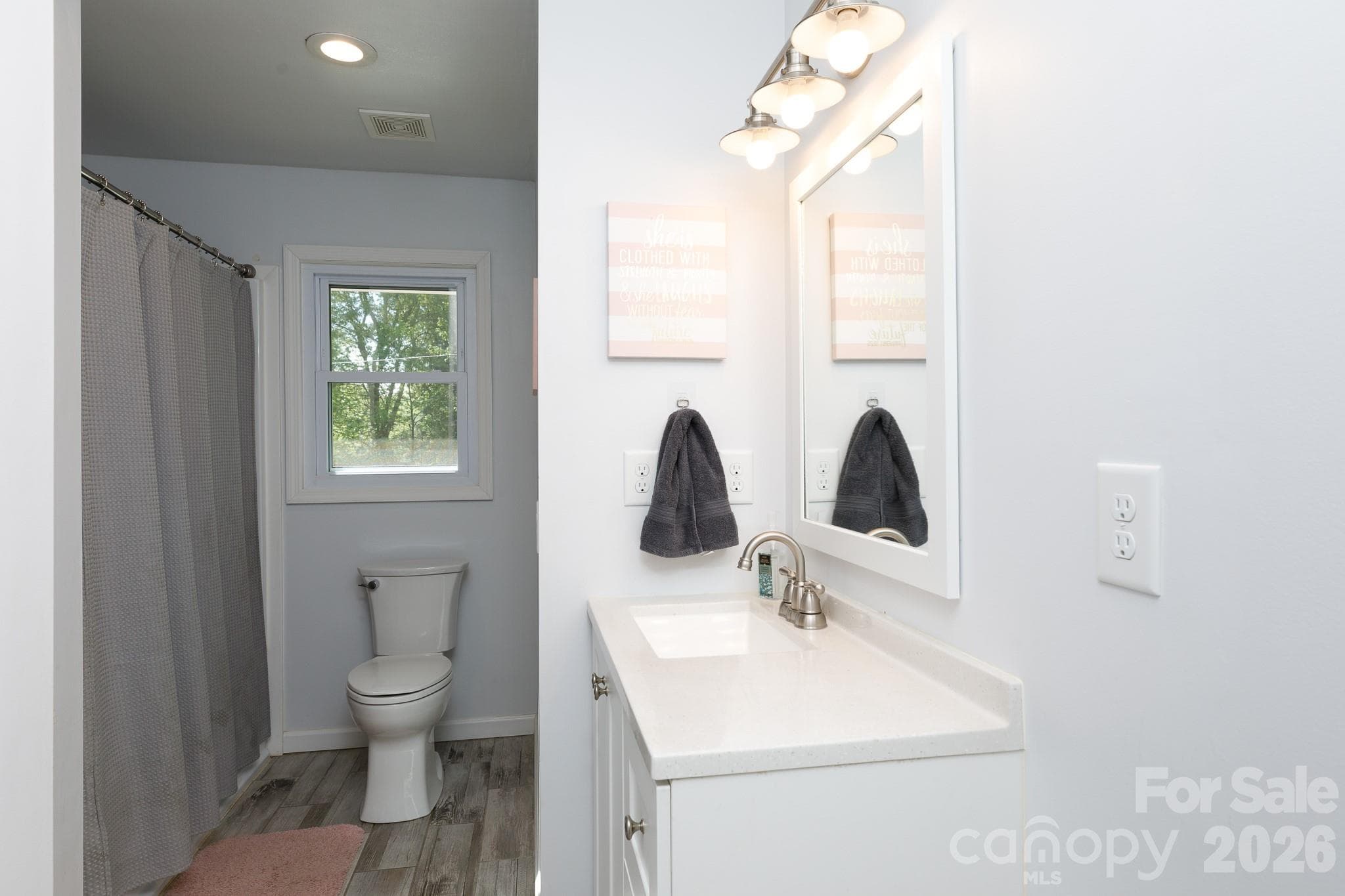 Single Family Residence at Chester, photo 21 of 48