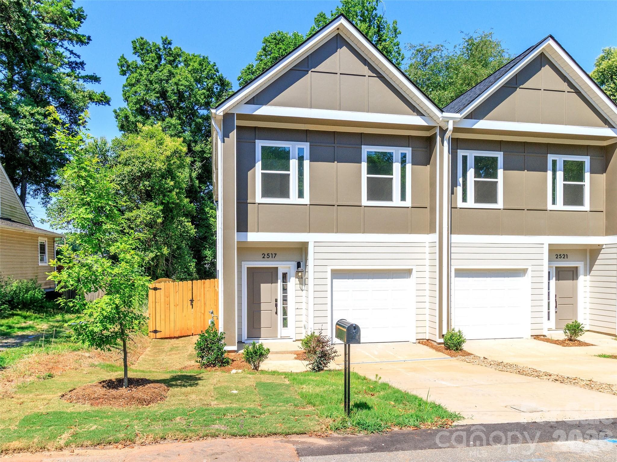 Townhouse at 2517 Elon Street, Charlotte, photo 22 of 26