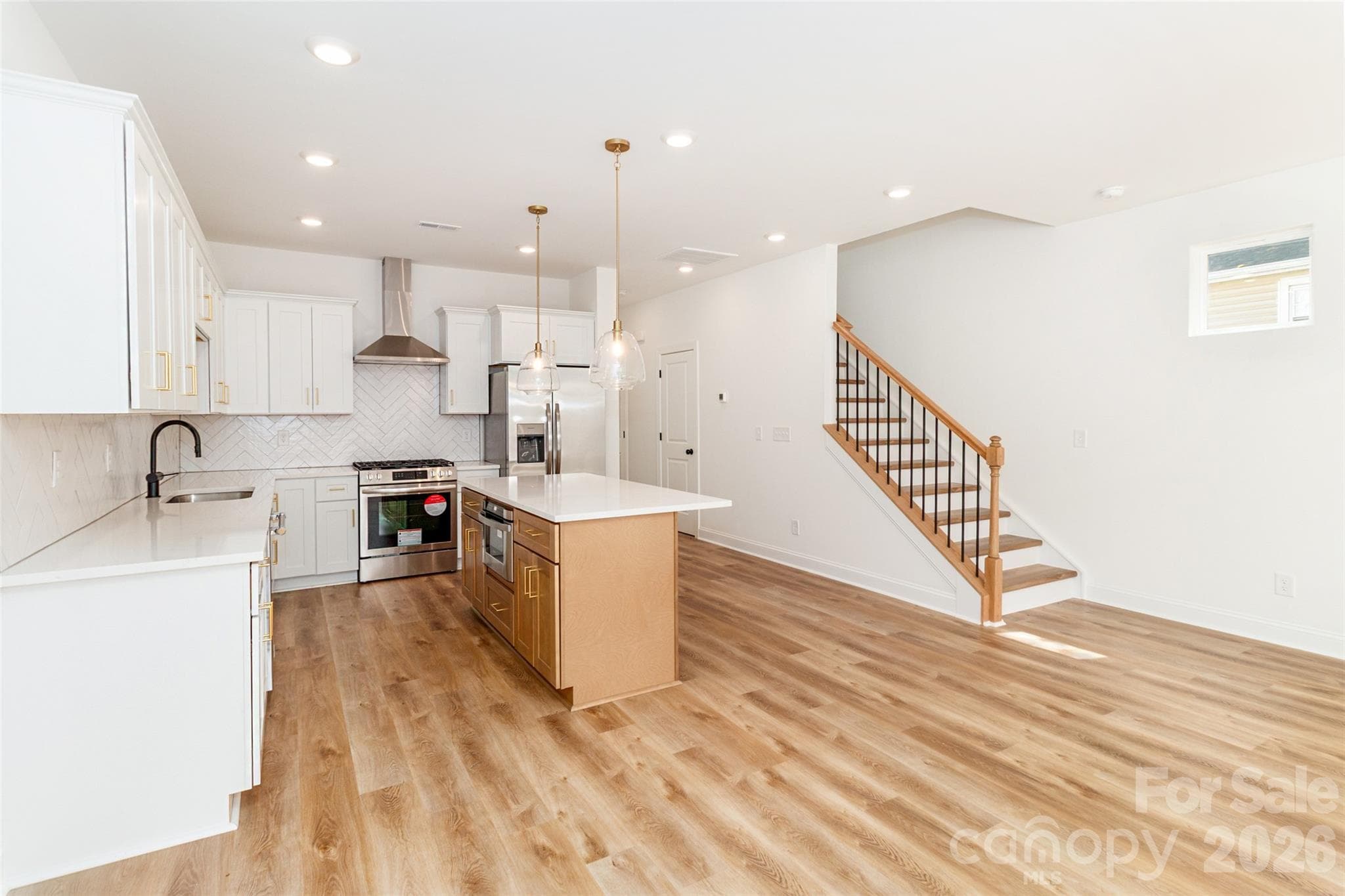 Townhouse at Charlotte, photo 3 of 26