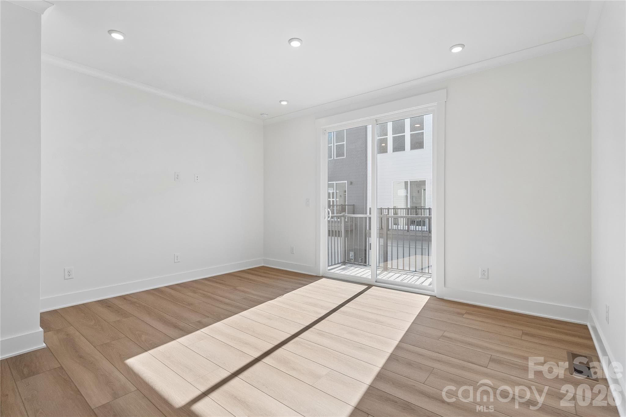 Spacious Great Room - Charlotte