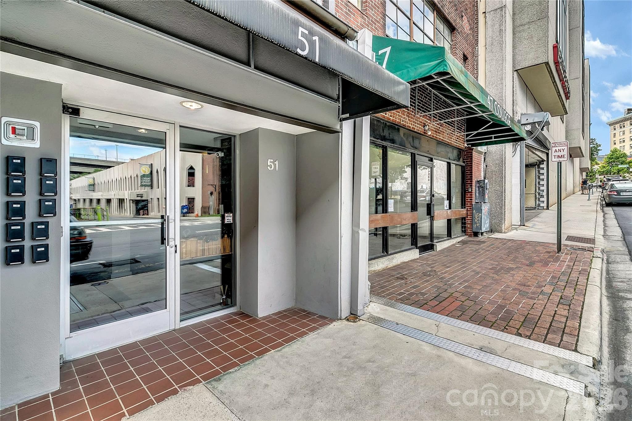 Condominium at Asheville, photo 3 of 31