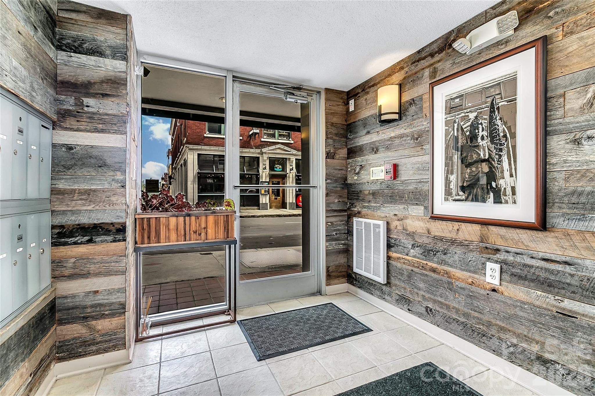 Condominium at Asheville, photo 5 of 31