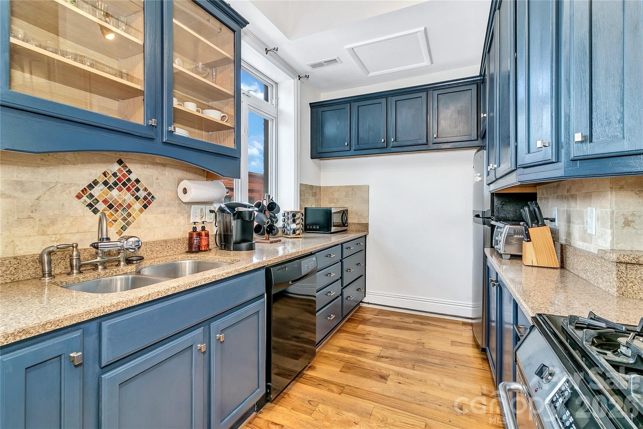 Condominium at Asheville, photo 16 of 31