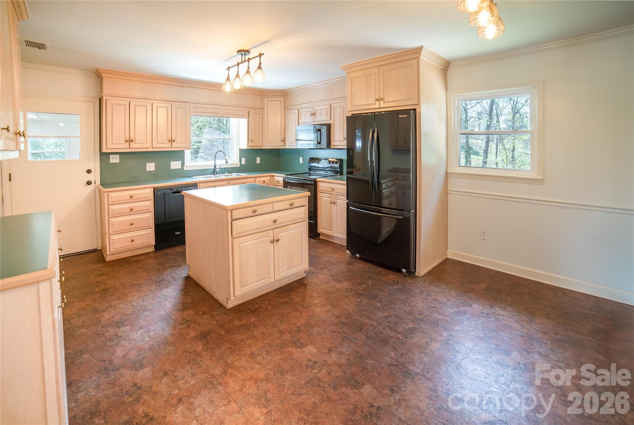 Single Family Residence at Morganton, photo 10 of 37