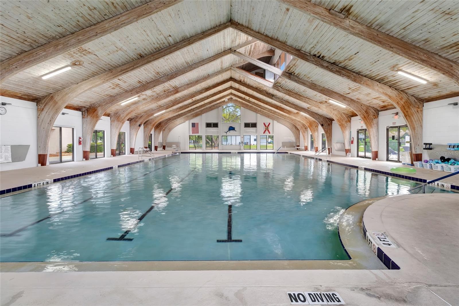 Community Olympic style indoor swimming pool - 27 GORDON CT, LEESBURG
