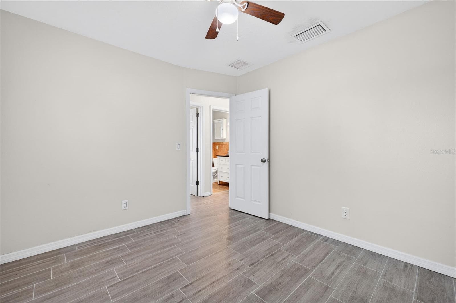 Single Family Residence at 4547 SE 11TH AVE, CAPE CORAL, photo 10 of 26