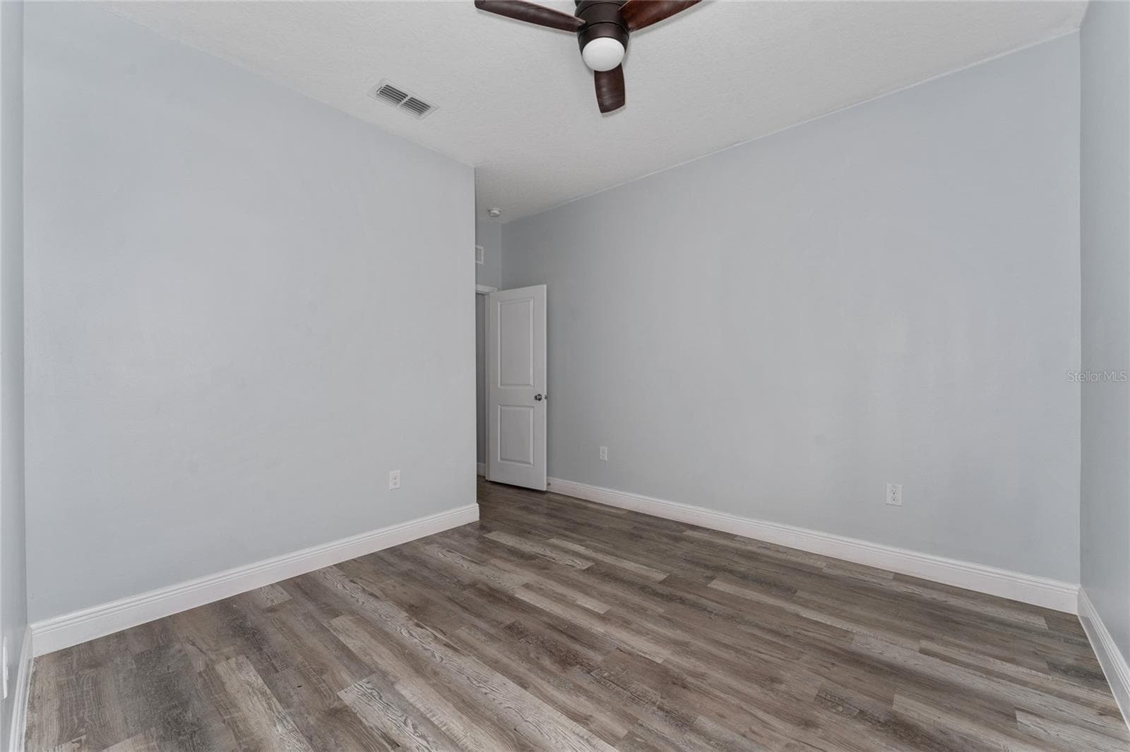 Single Family Residence at 12845 SAWGRASS PINE CIR, ORLANDO, photo 16 of 41