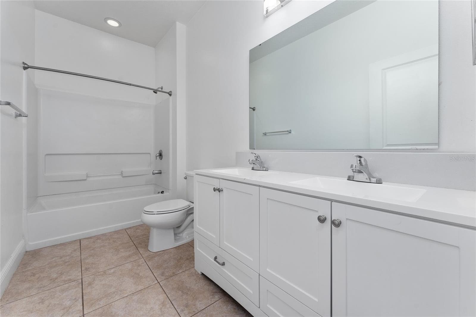 Single Family Residence at 12845 SAWGRASS PINE CIR, ORLANDO, photo 21 of 41