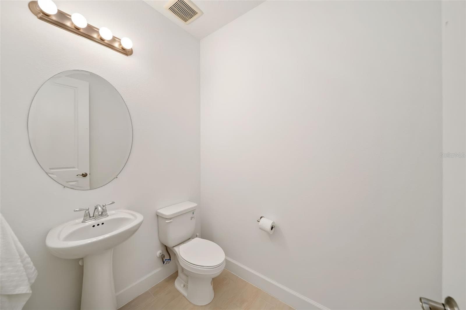 Guest Half Bath - 4520 POND BROOK CT, LAKEWOOD RANCH