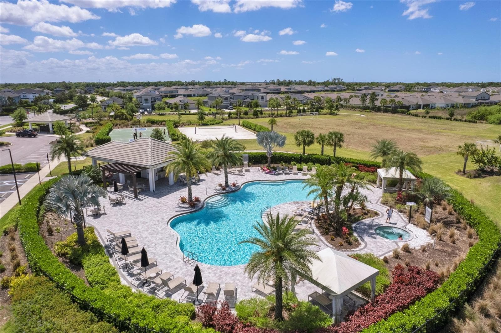 Single Family Residence at 4520 POND BROOK CT, LAKEWOOD RANCH, photo 57 of 64