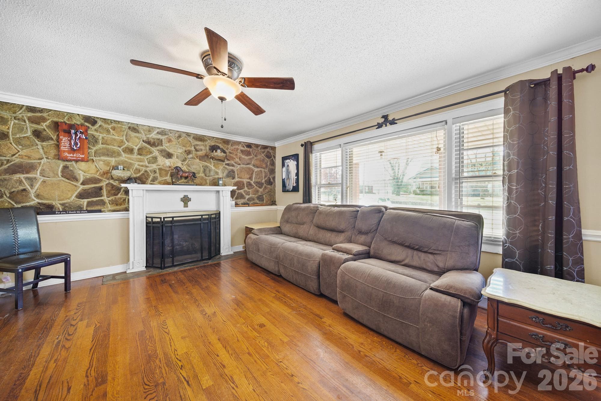 Single Family Residence at 253 Allenton Street, Norwood, photo 5 of 32