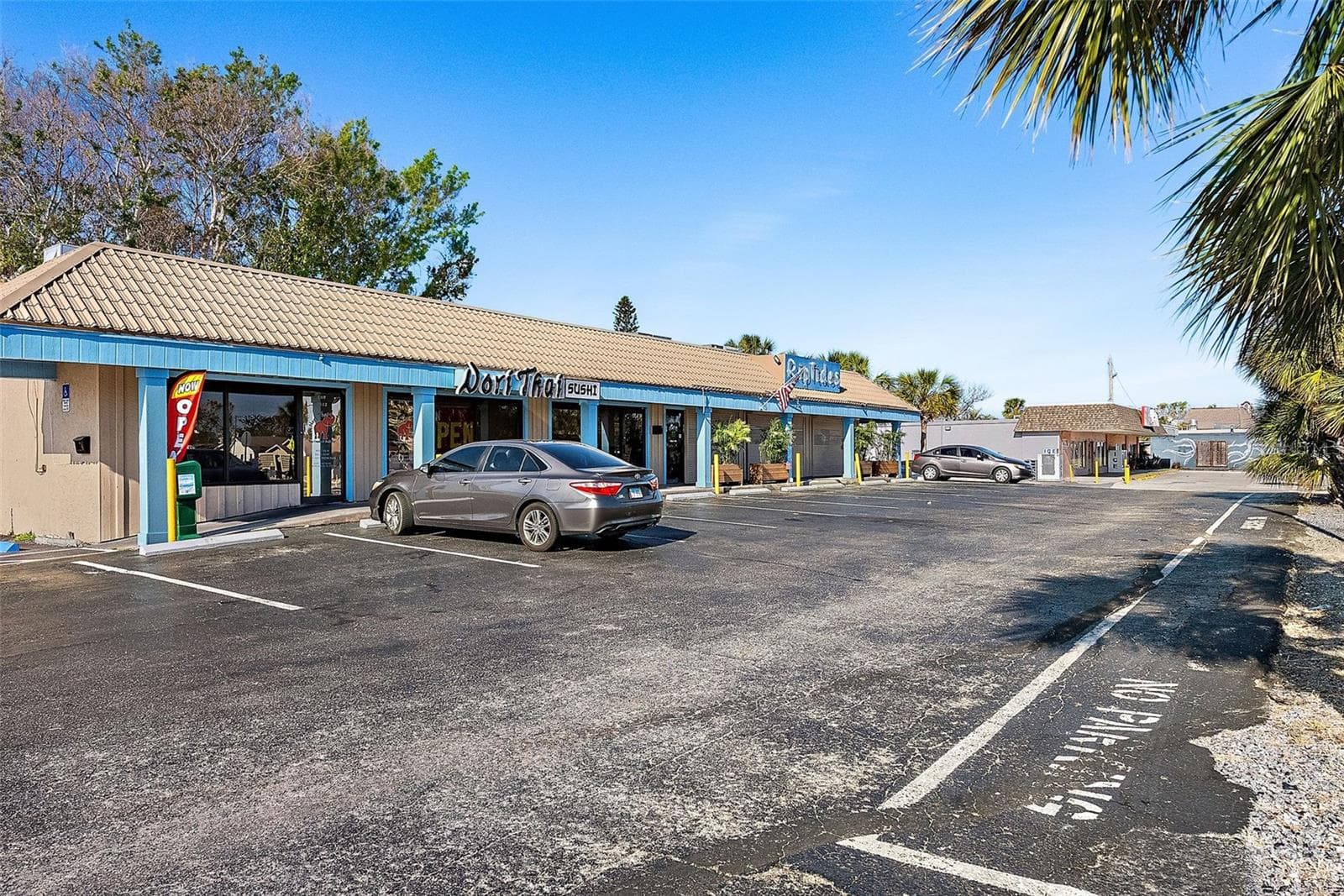 Retail at 7612 BLIND PASS RD, ST PETE BEACH, photo 3 of 7