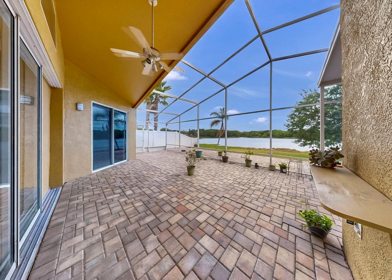 Single Family Residence at 220 ROSANA DR, BRANDON, photo 11 of 26