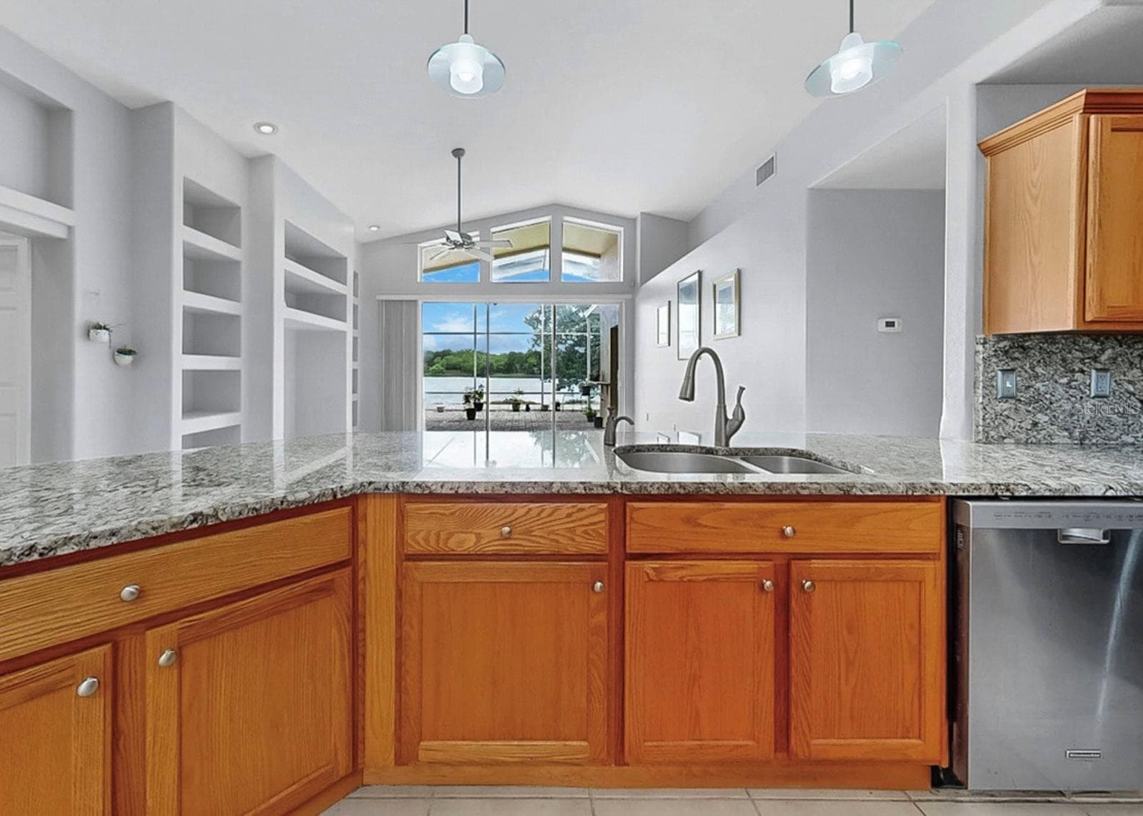 Single Family Residence at 220 ROSANA DR, BRANDON, photo 14 of 26