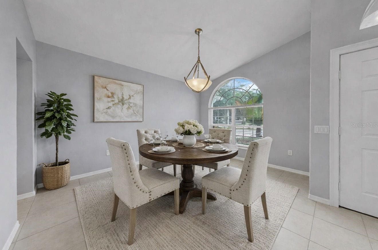 dining-staged - 220 ROSANA DR, BRANDON