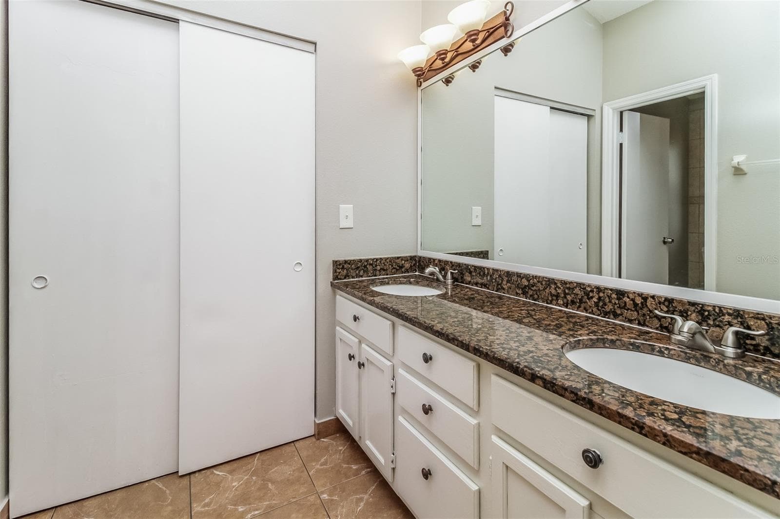 Single Family Residence at 120 LAKEBREEZE CIR, LAKE MARY, photo 9 of 15