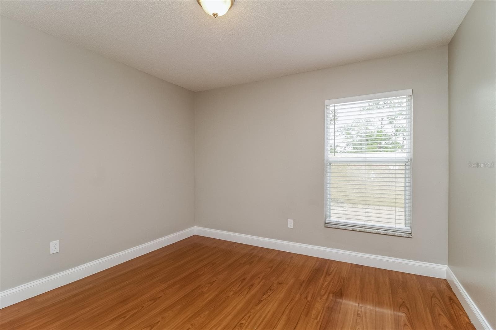 Single Family Residence at 120 LAKEBREEZE CIR, LAKE MARY, photo 12 of 15