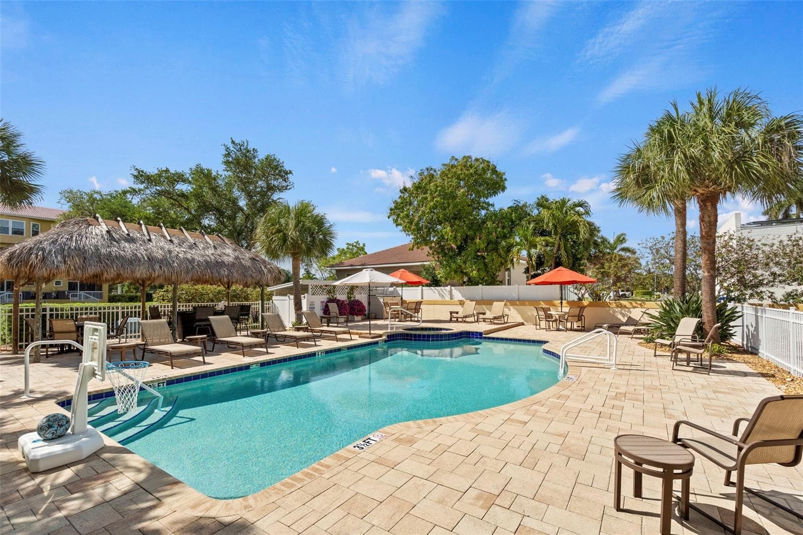 Townhouse at 1071 PINELLAS BAYWAY S, ST PETERSBURG, photo 93 of 123