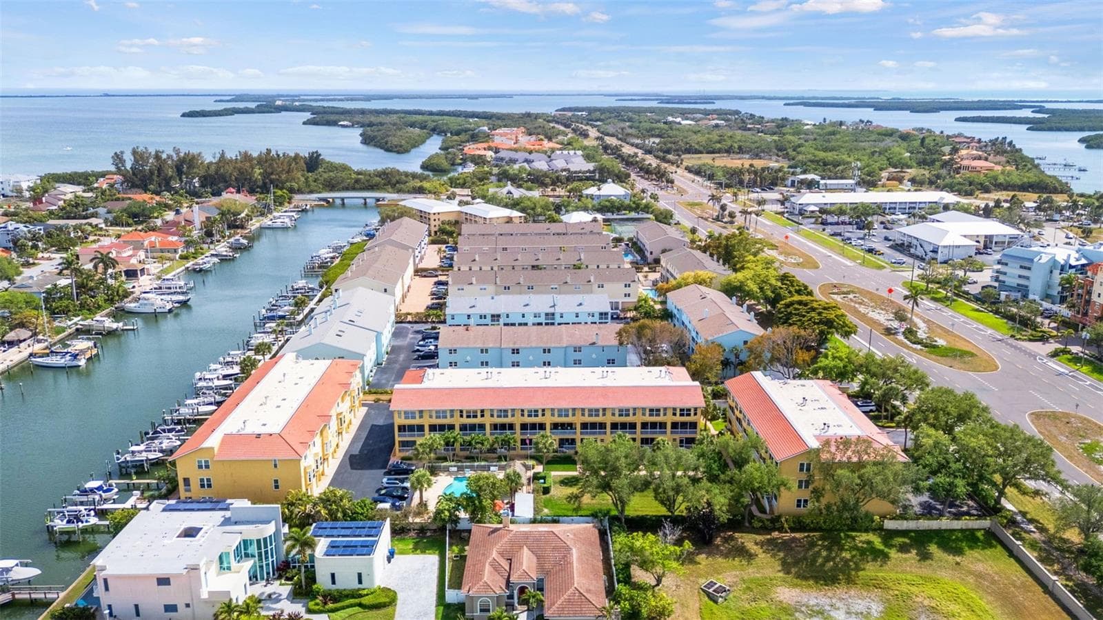 Townhouse at 1071 PINELLAS BAYWAY S, ST PETERSBURG, photo 118 of 123