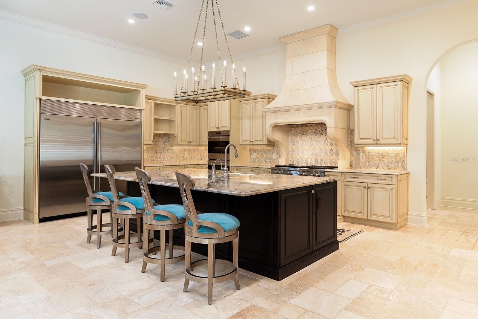 Single Family Residence at 9144 ISLEWORTH GARDENS DR, WINDERMERE, photo 18 of 63