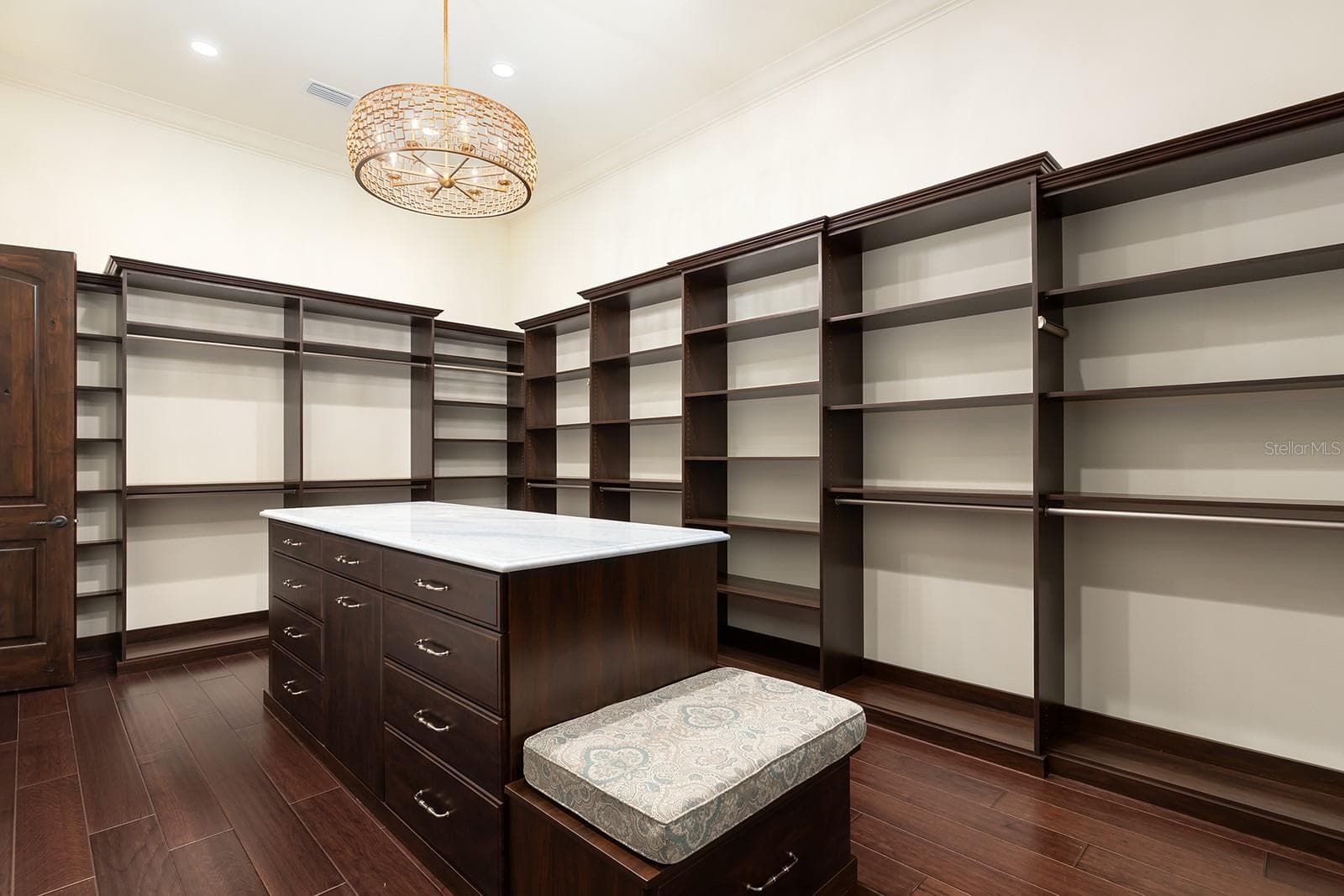 Single Family Residence at 9144 ISLEWORTH GARDENS DR, WINDERMERE, photo 41 of 63