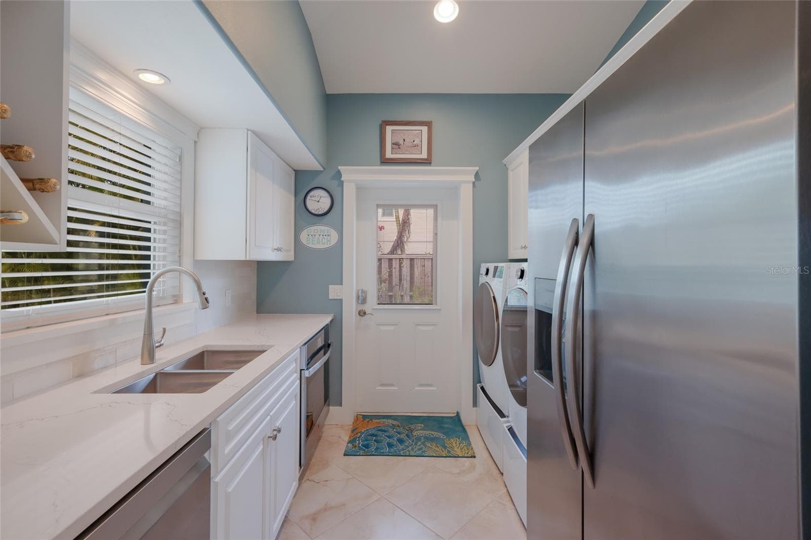 Single Family Residence at 5701 CARISSA ST, HOLMES BEACH, photo 26 of 57