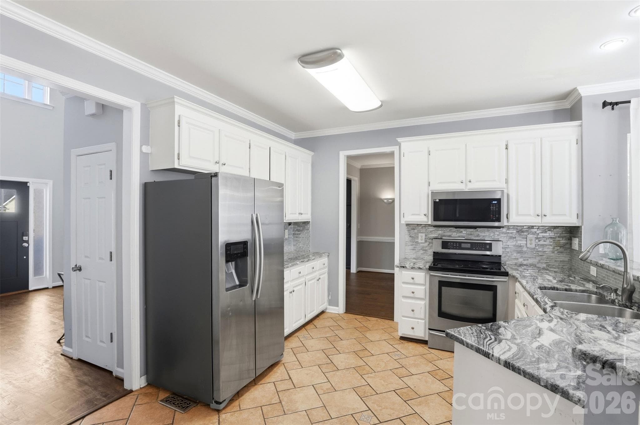 Single Family Residence at 12101 Carolina Oak Circle, Charlotte, photo 11 of 40