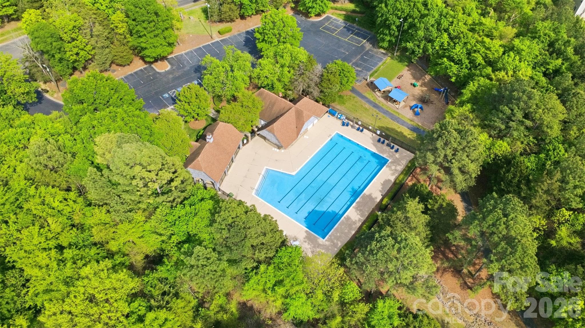 Single Family Residence at 12101 Carolina Oak Circle, Charlotte, photo 38 of 40