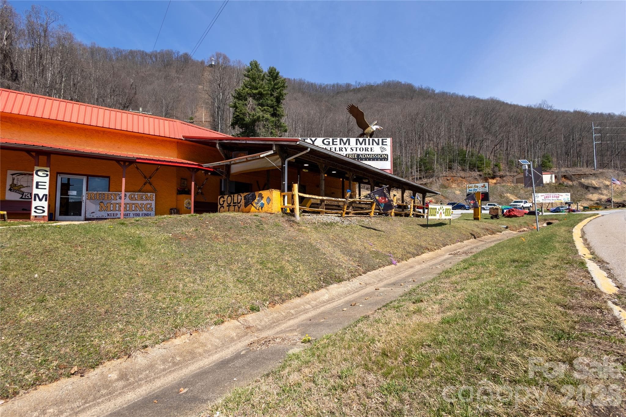 Business at 9410 Sylva Road, Franklin, photo 24 of 35