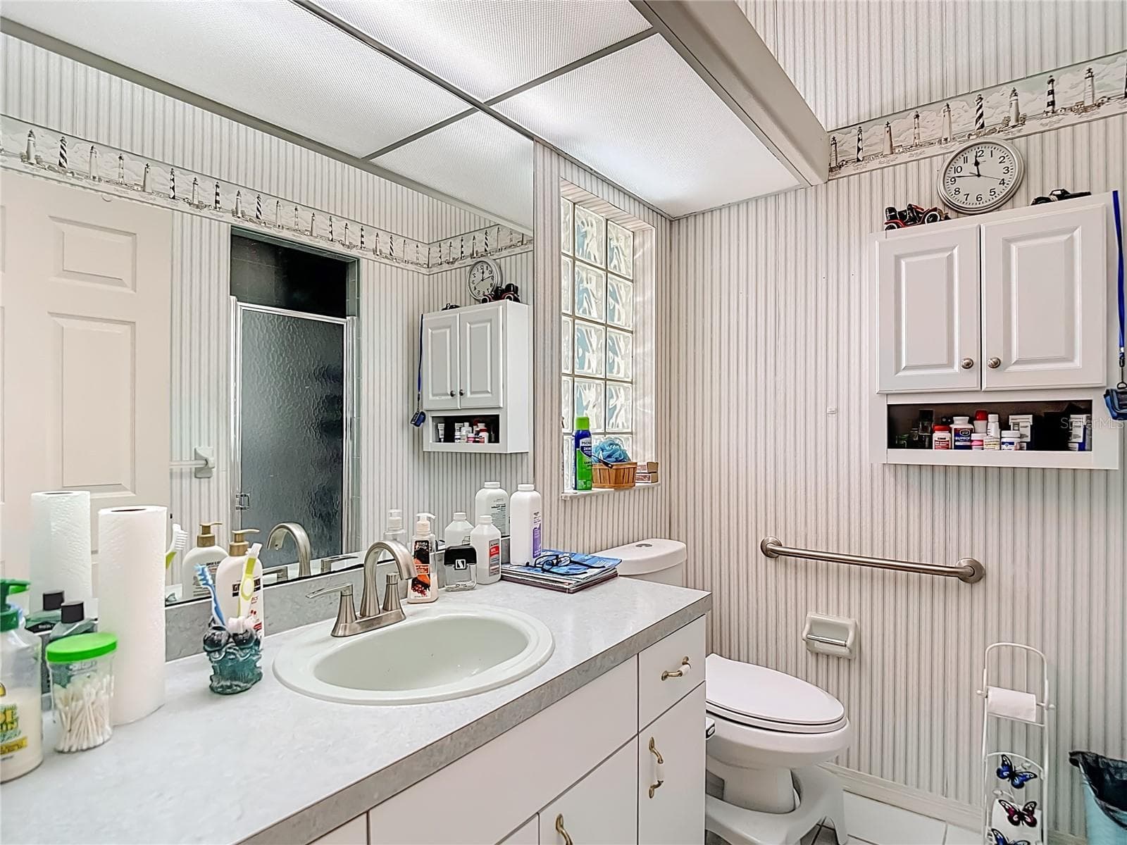 Single Family Residence at 8410 MAYBELLE DR, WEEKI WACHEE, photo 18 of 32