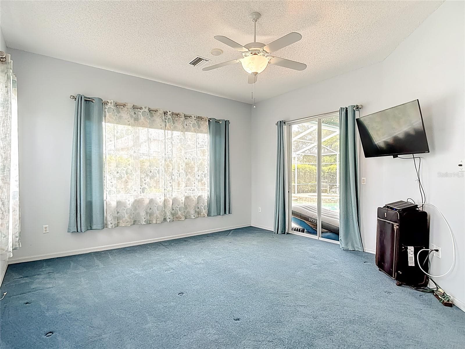 Single Family Residence at 8410 MAYBELLE DR, WEEKI WACHEE, photo 21 of 32