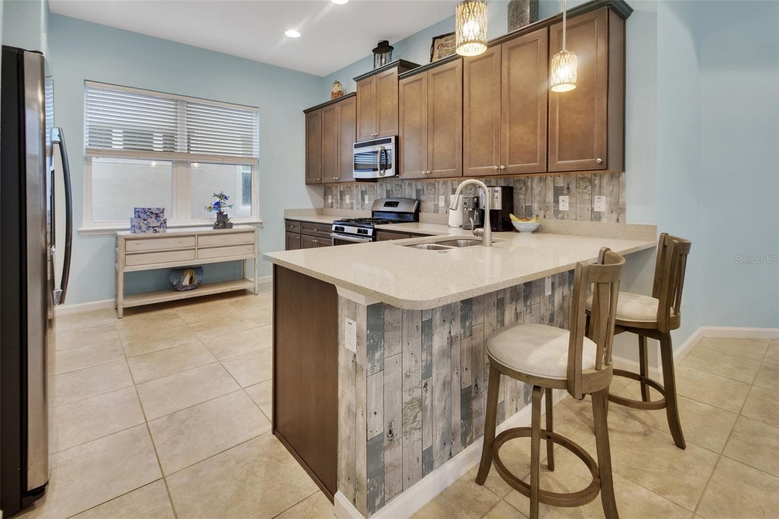 Single Family Residence at 412 TISBURY CT, DELAND, photo 12 of 49