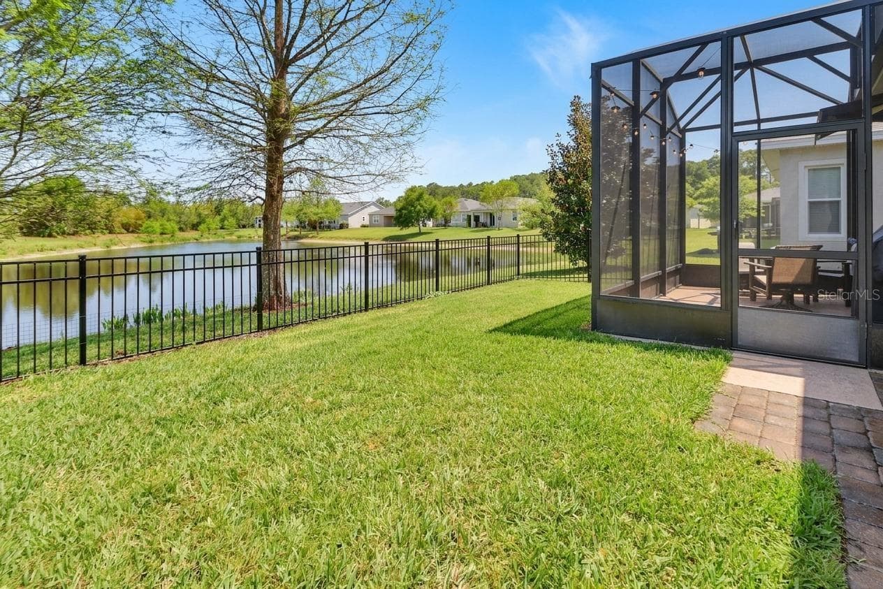 Single Family Residence at 412 TISBURY CT, DELAND, photo 33 of 49
