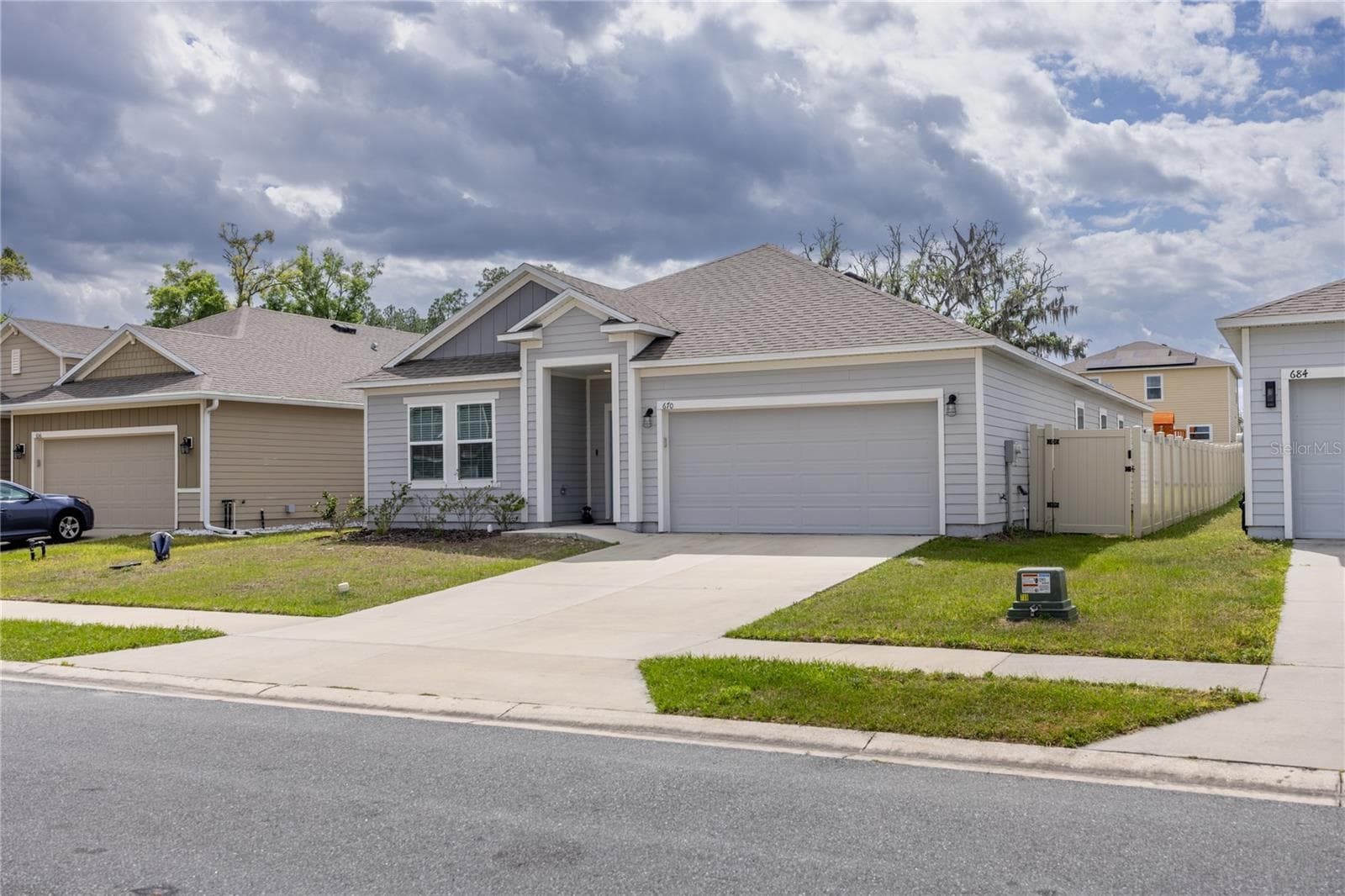 Single Family Residence at 670 NW 243RD TER, NEWBERRY, photo 3 of 37