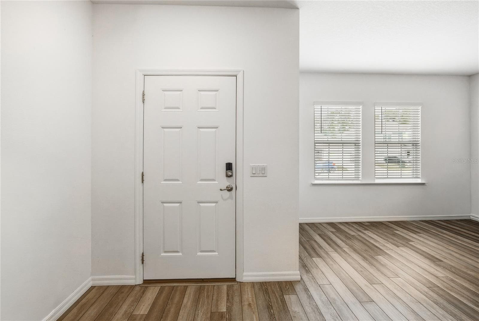 Single Family Residence at 670 NW 243RD TER, NEWBERRY, photo 5 of 37