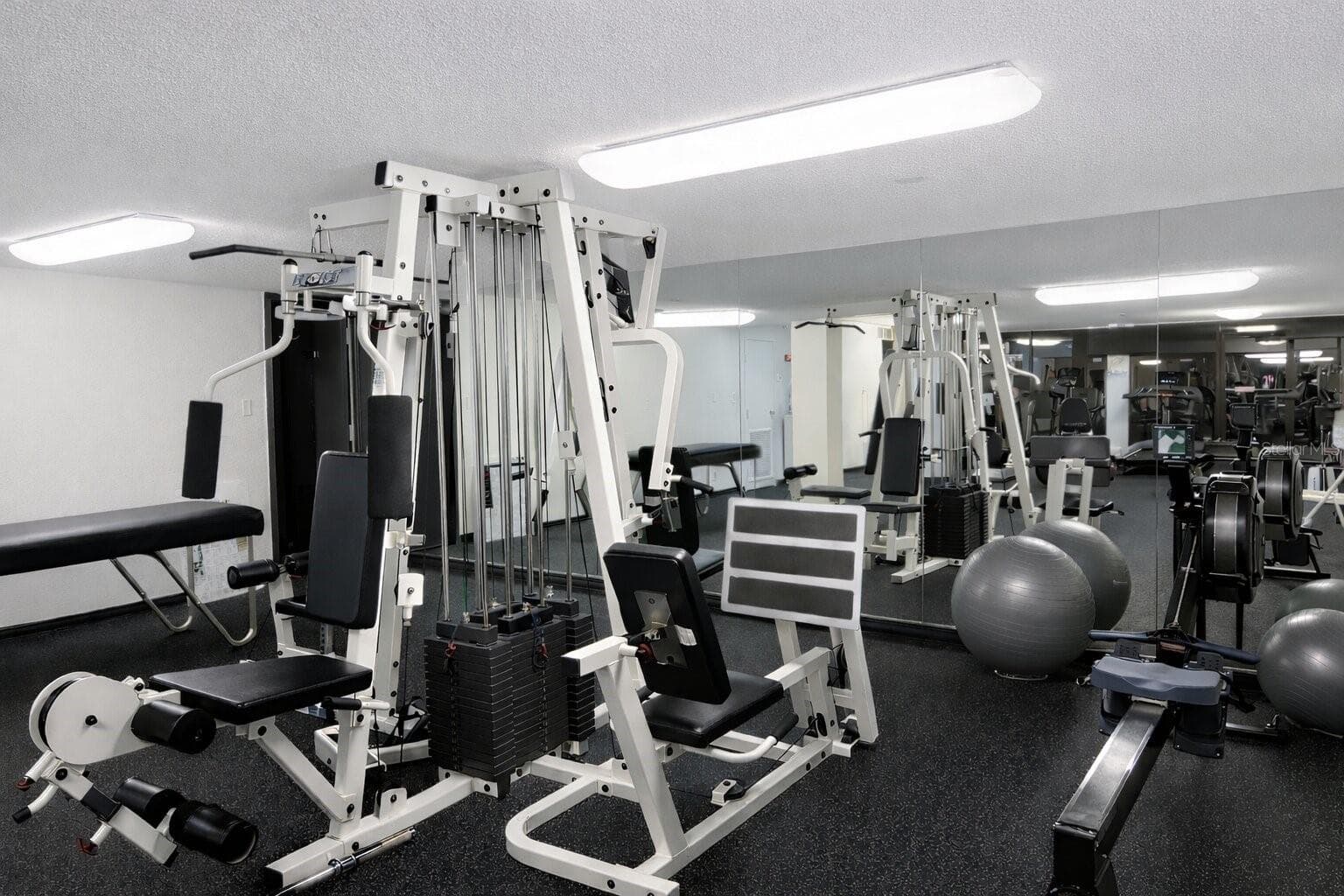 Fitness Center - 707 S GULFSTREAM AVE #307, SARASOTA