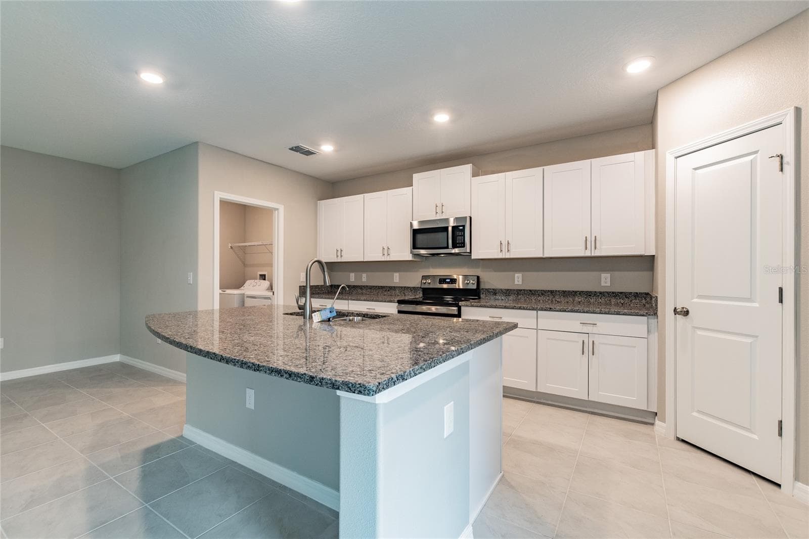 Single Family Residence at 15515 PEACE RIVER PL, SUN CITY CENTER, photo 14 of 51