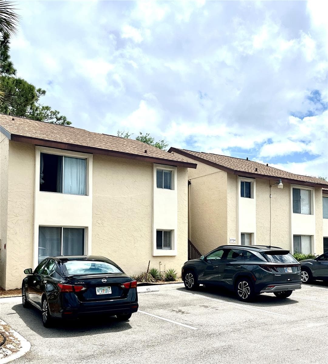 Condominium at 2724 HIDDEN LAKE BLVD #A, SARASOTA, photo 2 of 40